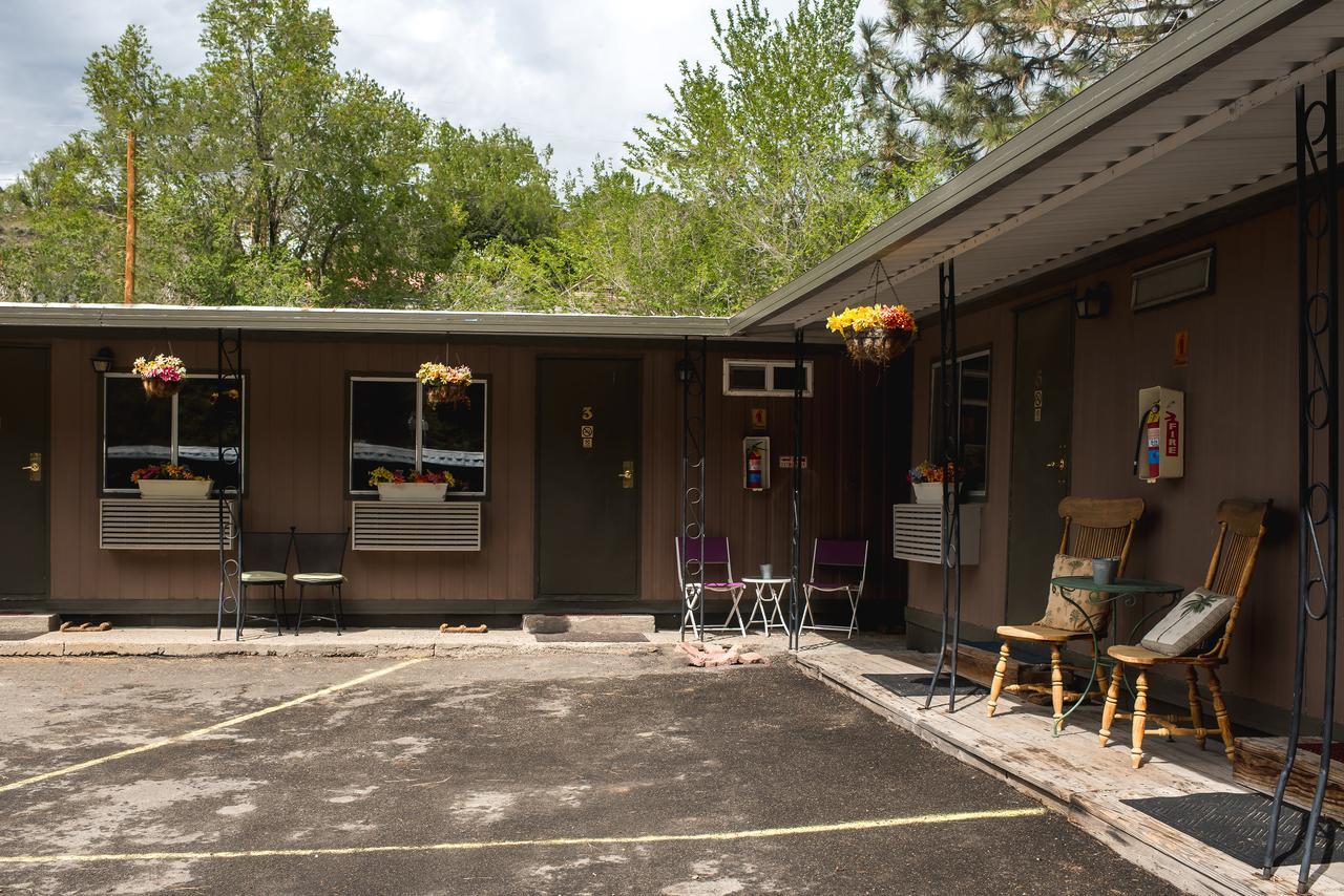 Cozy Mountain Motel Austin Exterior foto
